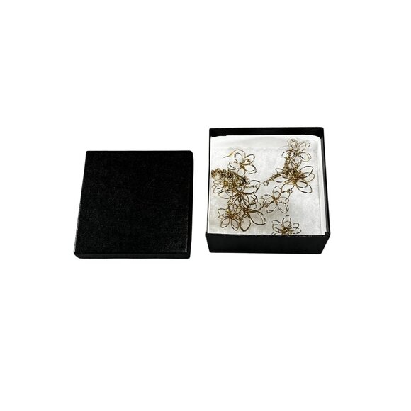 Floral Gold-Tone Necklace & Earring Set With Gift Box - Picture 5 of 6
